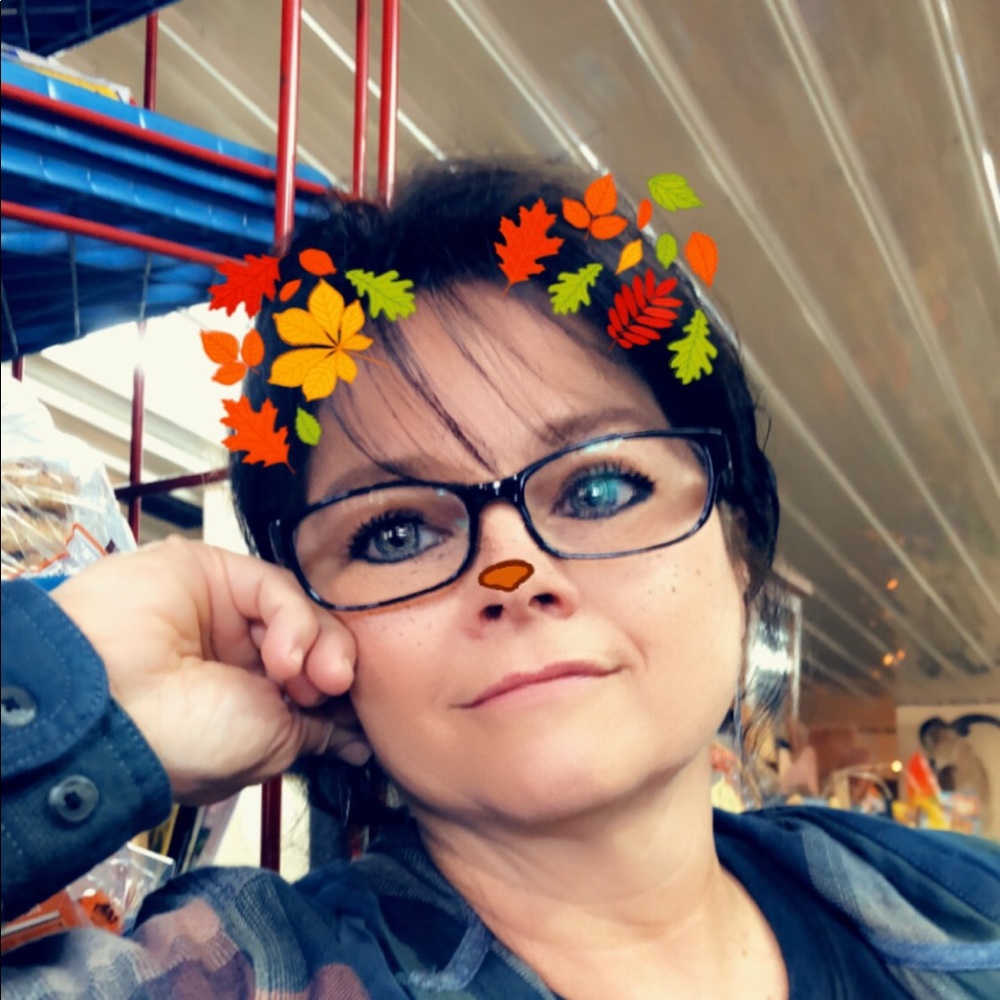 Meet your Posher, Sharon